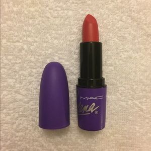 SELENA x MAC